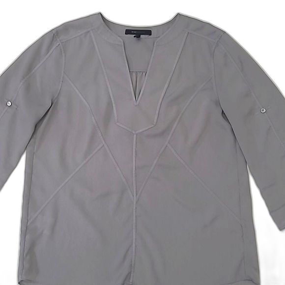 BCBGMaxAzria Flowy Blouse V-Neck Pullover Tunic Top Roll-Tab Quarter Long Sleeve - Picture 6 of 16